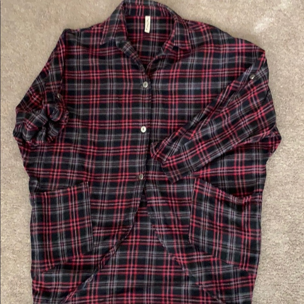 Black/gray/pink flannel top